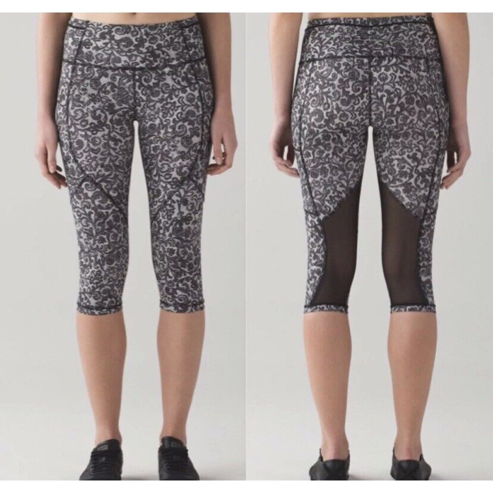 LULULEMON Outrun 17" Crop‎ Mini Cinder Lace White Black Mesh Reflective Size 10